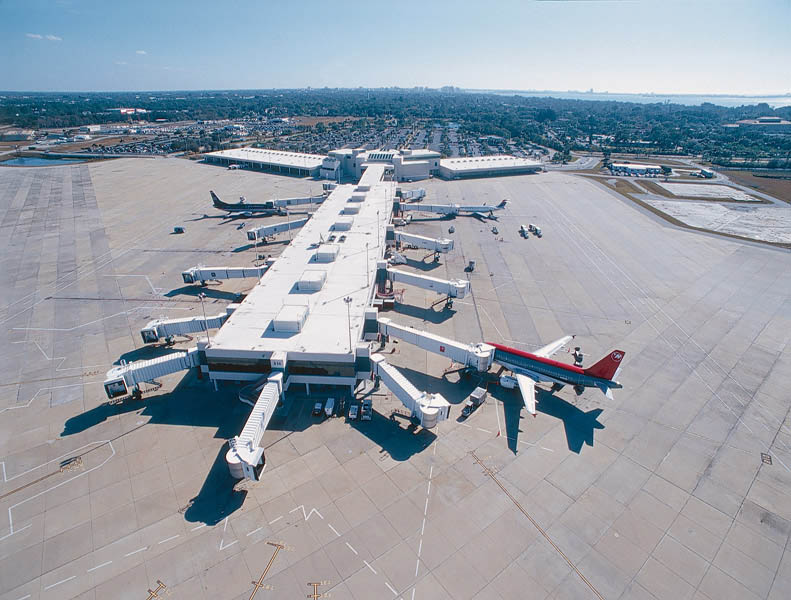 Sarasota Bradenon International Airport